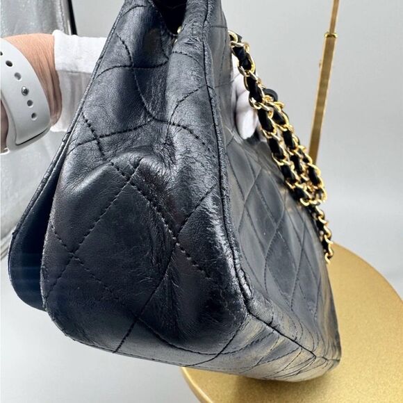 ✅AUTHENTIC✅CHANEL LAMBSKIN QUILTED SHOULDER BAG - Picture 10 of 16